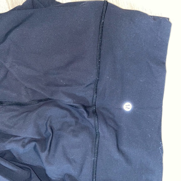 LULULEMON BLACK ALIGN LEGGINGS - Picture 1 of 5